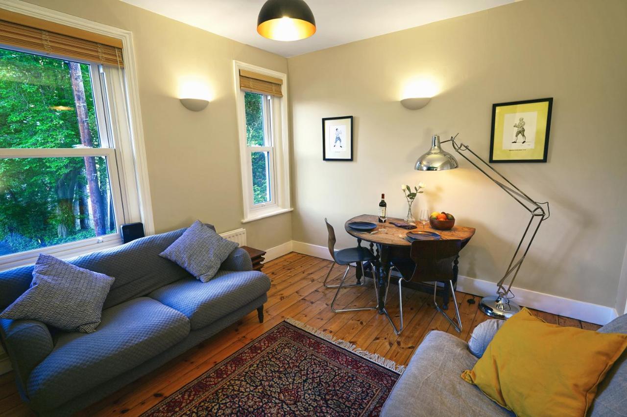Apartamento Tastefully Decorated 1-Bed With Free Parking - At Hem Winchester Exterior foto